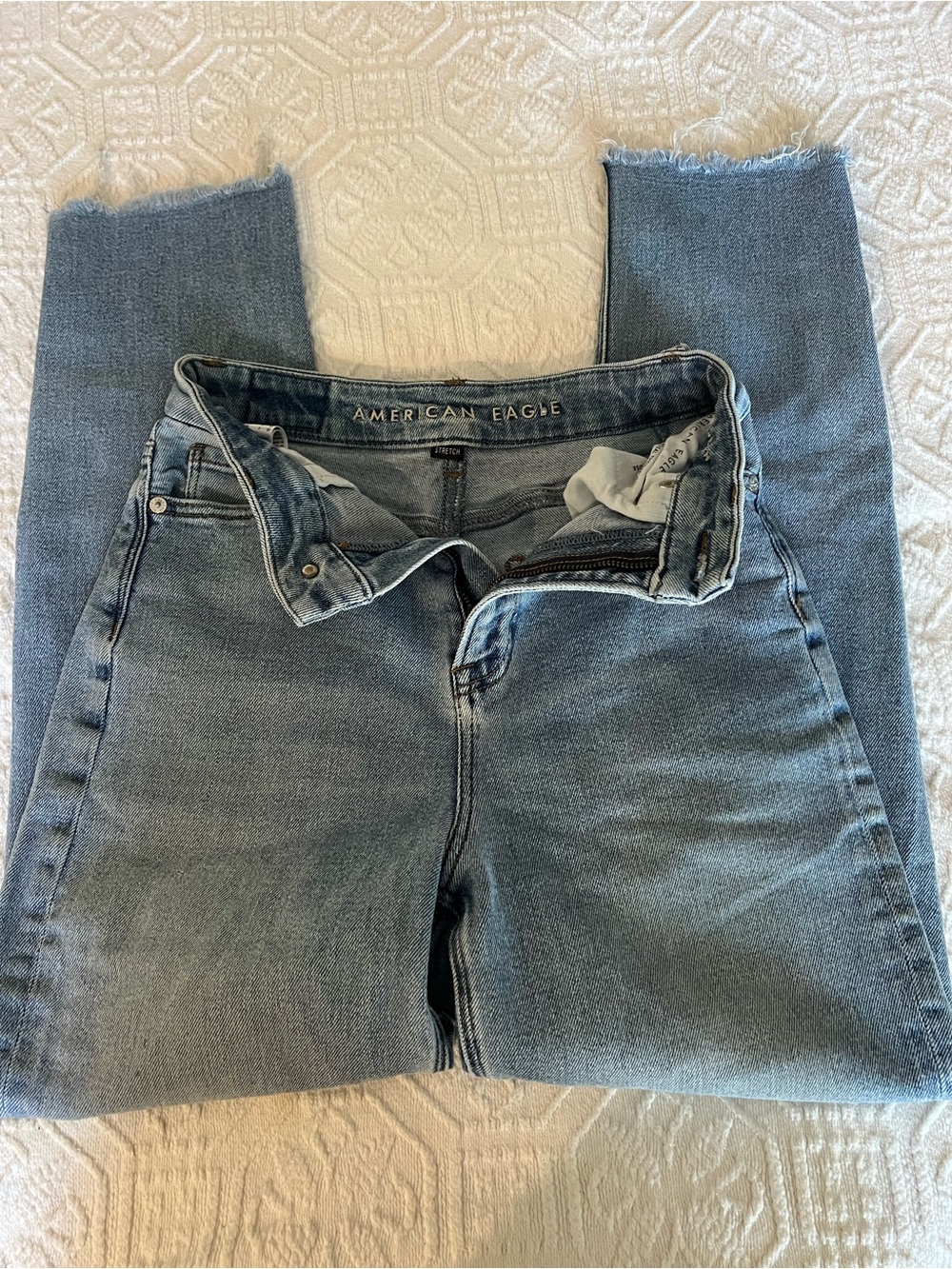 American Eagle Outfitters Cropped Raw-Hem Jeans — Light Blue Wash
